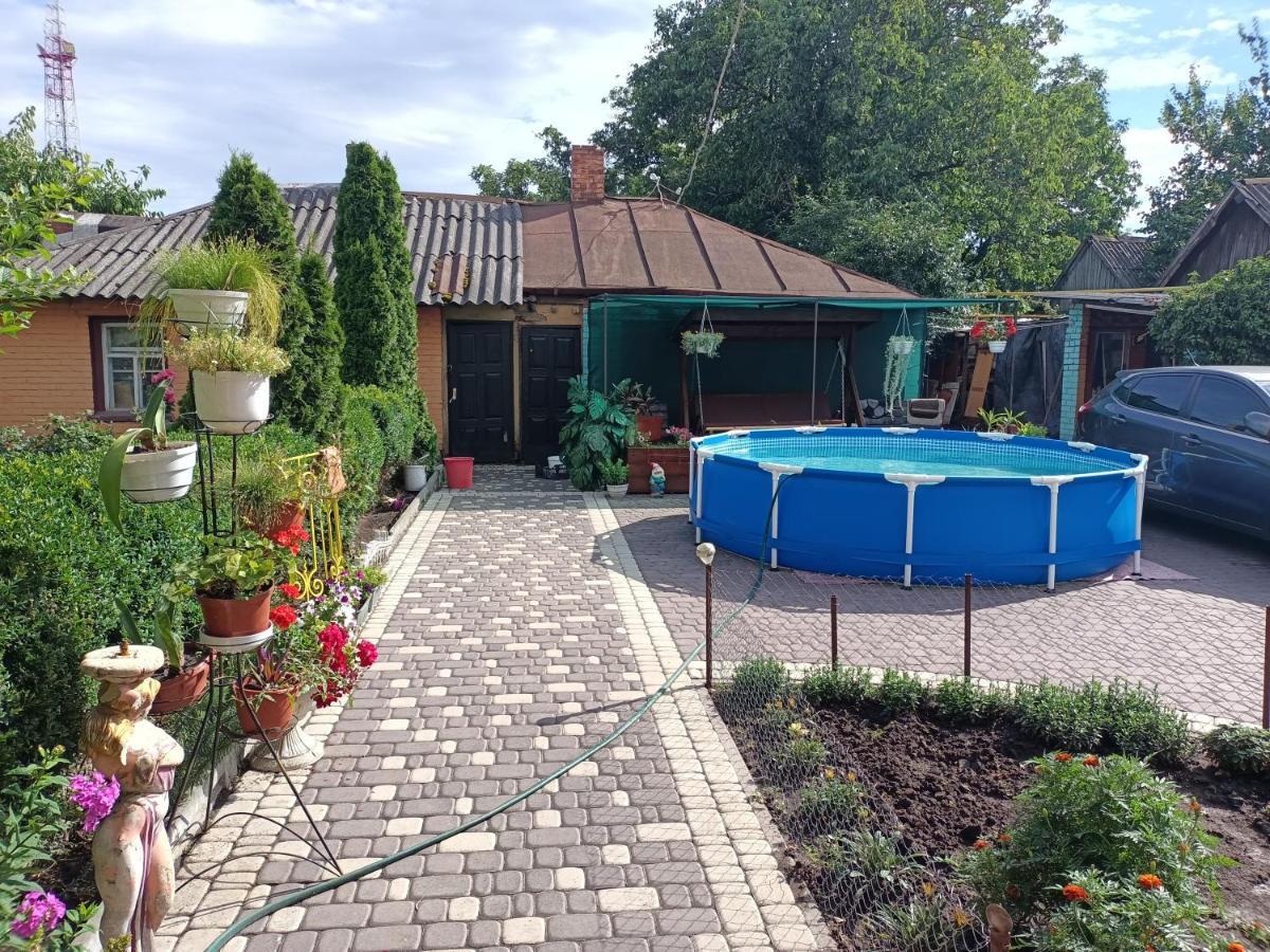 Яновского 1К Средняя Kirovograd Dış mekan fotoğraf